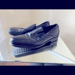 Men’s Black dress shoes by Florshein